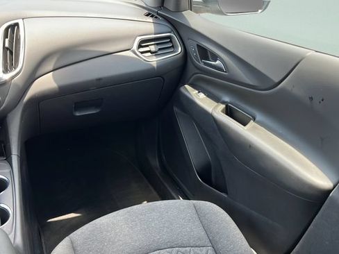 Used 2024 Chevrolet Equinox LT FWD image 15