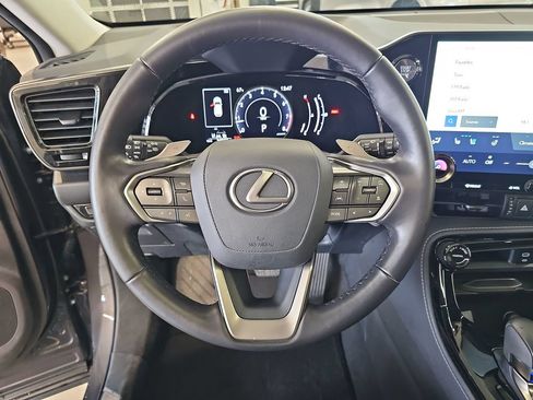 Used 2025 Lexus NX 250 AWD w/ Accessory Package (2T) image 17