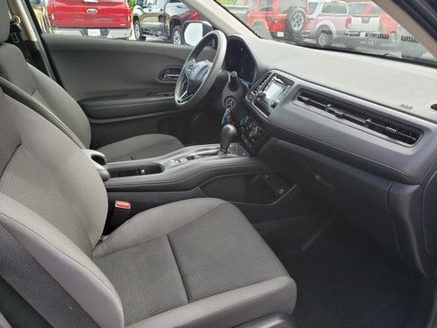 Used 2019 Honda HR-V LX image 19