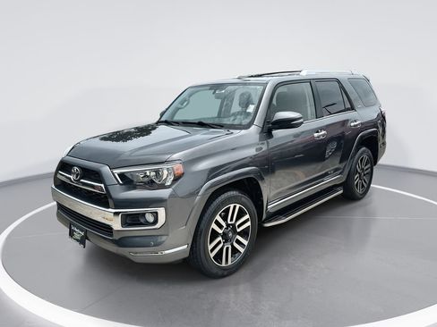 Used 2018 Toyota 4Runner Limited AWD/4WD image 1
