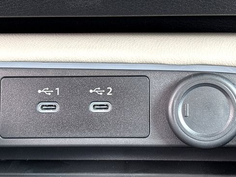New 2026 Nissan Sentra SL w/ Floor Mat Package FWD image 8