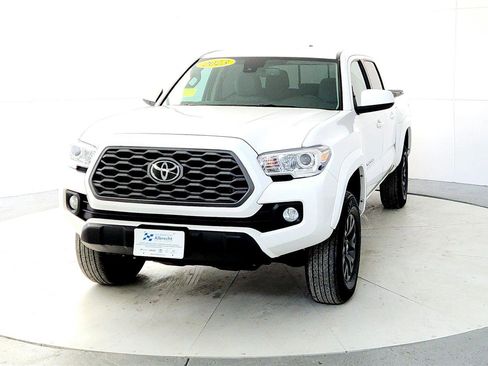 Certified 2023 Toyota Tacoma SR5 image 2