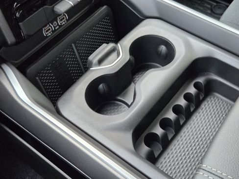 New 2026 RAM 1500 Lone Star AWD/4WD image 18