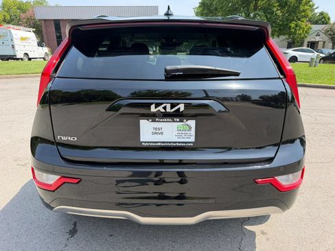 Used 2024 Kia Niro Wind FWD image 10