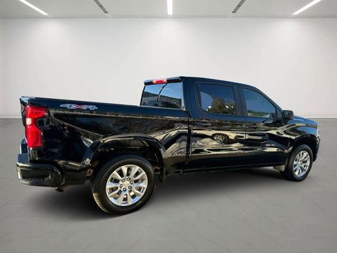 Used 2024 Chevrolet Silverado 1500 Custom image 3