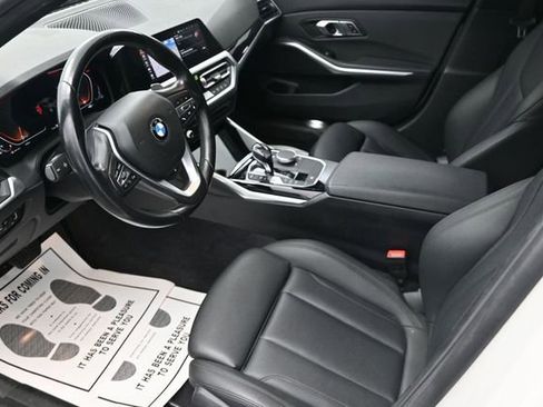 Used 2019 BMW 330i xDrive Sedan w/ Convenience Package AWD/4WD image 17