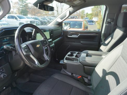 Used 2022 Chevrolet Silverado 1500 LT image 18