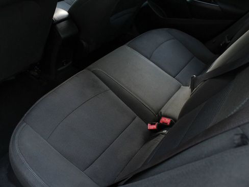 Used 2017 Chevrolet Cruze LT FWD image 20