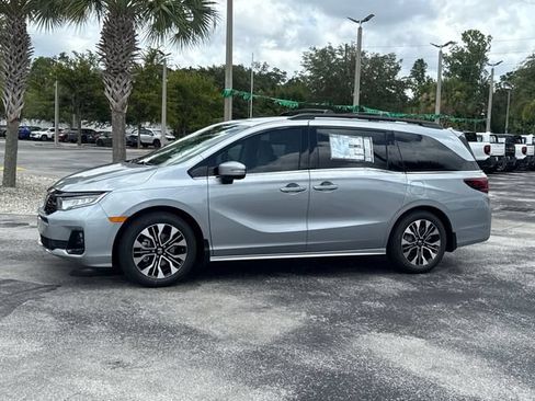 New 2026 Honda Odyssey Elite image 11
