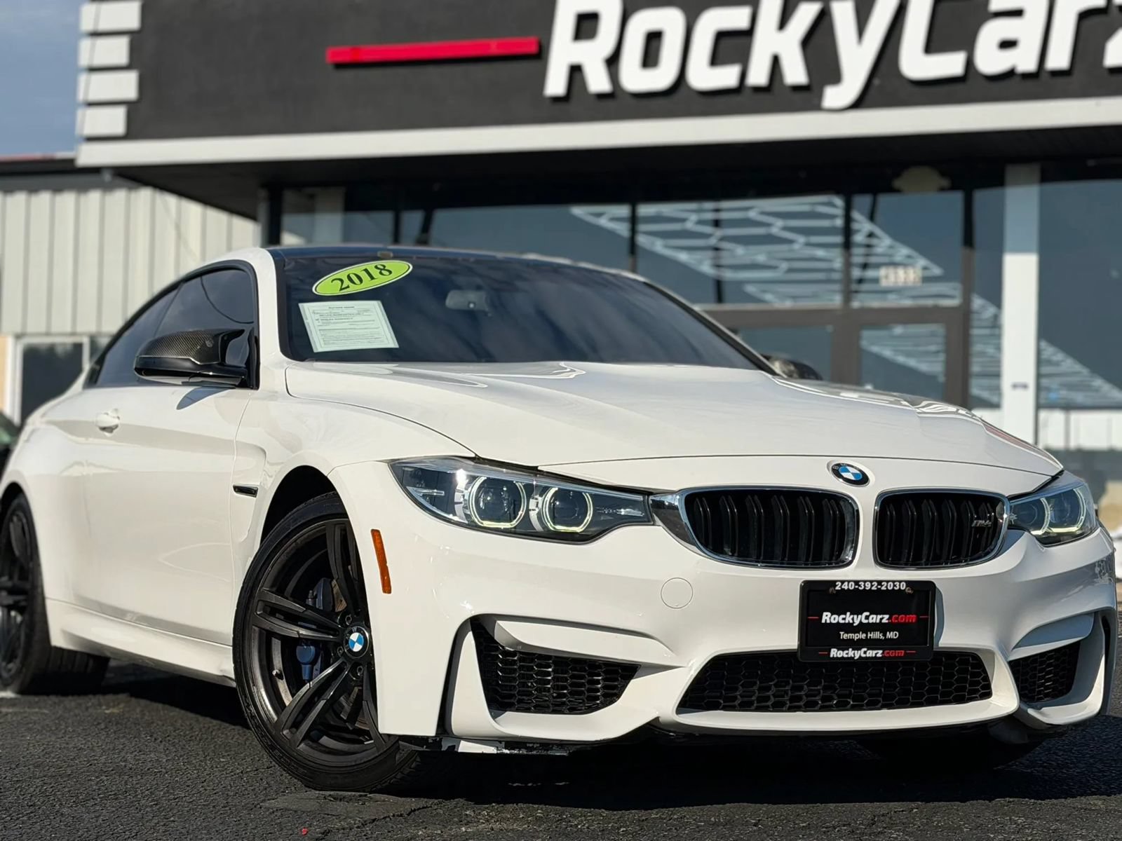 Used 2018 BMW M4 Coupe RWD image 2