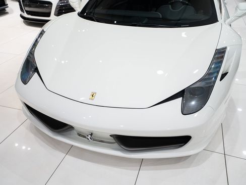 Used 2013 Ferrari 458 Spider RWD image 33