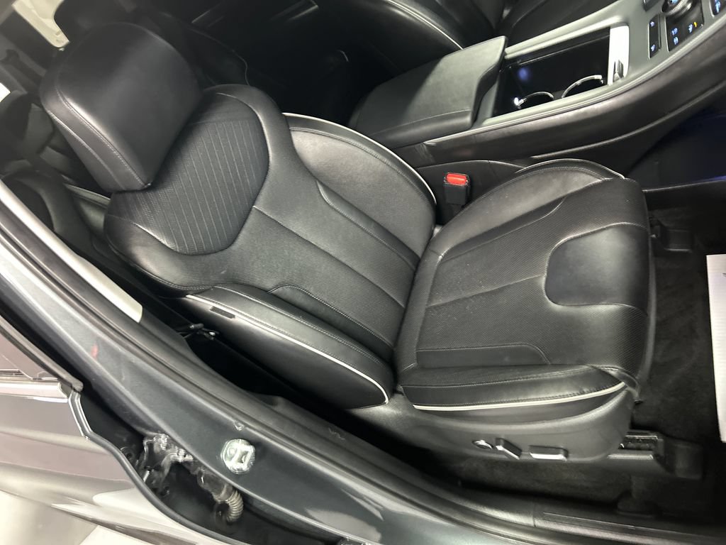 Used 2025 Hyundai Palisade SEL FWD image 23