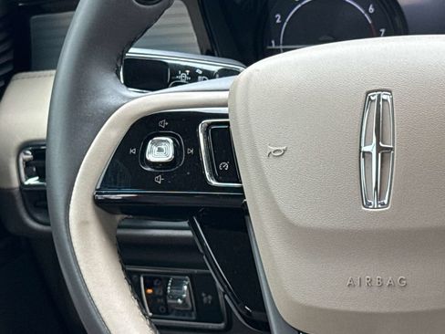 Certified 2022 Lincoln Corsair FWD image 20