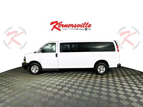 Used 2023 Chevrolet Express 3500 LS image 4