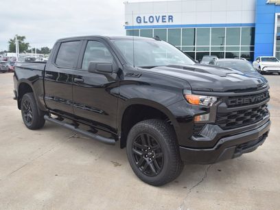 New 2026 Chevrolet Silverado 1500 Custom Trail Boss w/ Turbomax Blackout Package