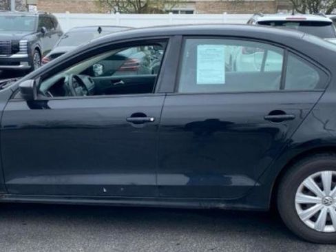 Used 2013 Volkswagen Jetta S FWD image 10