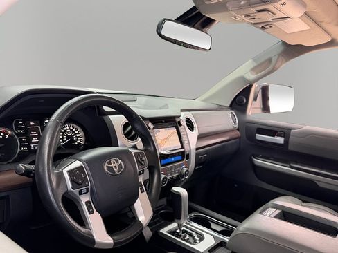 Used 2019 Toyota Tundra Limited w/ Limited Premium Package AWD/4WD image 15