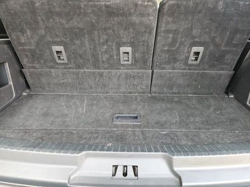 Used 2024 Ford Expedition XLT image 32