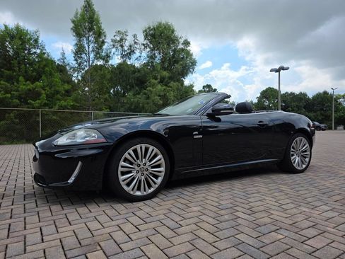 Used 2010 Jaguar XK Convertible RWD image 3