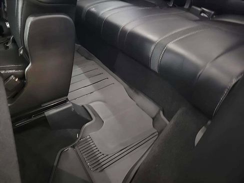 Used 2024 Honda Pilot Touring image 23