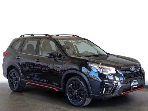 Used 2019 Subaru Forester Sport AWD/4WD image 3