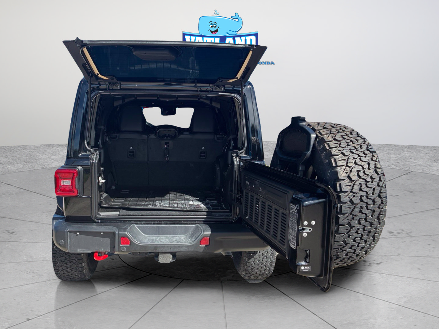 Certified 2026 Jeep Wrangler Unlimited Rubicon AWD/4WD image 34