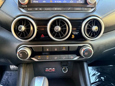 Used 2022 Nissan Sentra SV image 18