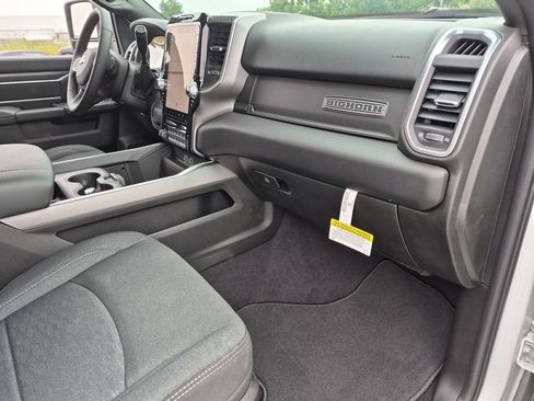 New 2026 RAM 2500 Big Horn AWD/4WD image 20