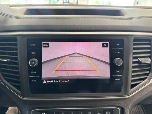 Used 2020 Volkswagen Atlas Cross Sport SE AWD/4WD image 42