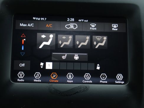 Used 2020 Jeep Cherokee Latitude image 27