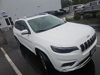 Certified 2019 Jeep Cherokee Overland w/ Technology Group image 1