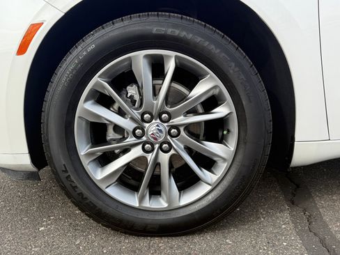 Used 2023 Buick Enclave Avenir w/ Trailering Package, 5000 lbs. image 9