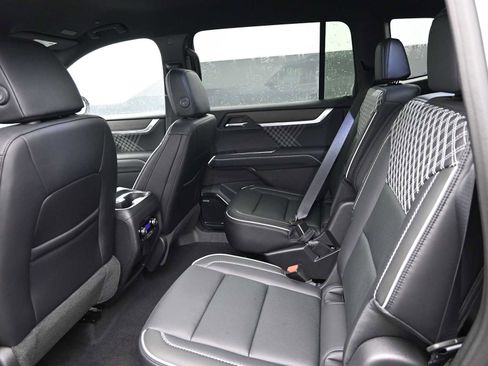 New 2026 GMC Acadia Denali w/ Super Cruise Package AWD/4WD image 20