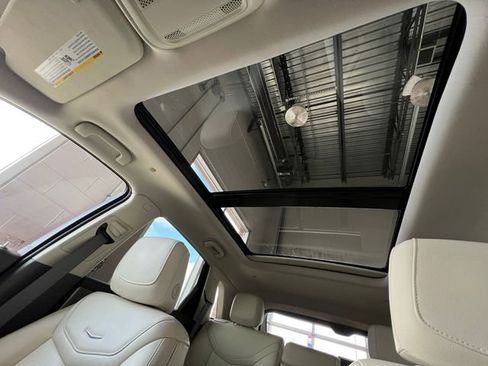 Used 2024 Cadillac XT5 Premium Luxury w/ LPO, Floor Liner Package image 22