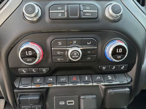 Used 2022 GMC Sierra 2500 Denali AWD/4WD image 20