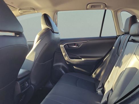 Used 2023 Toyota RAV4 Adventure image 28