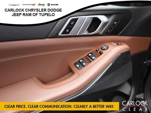 Used 2022 BMW X5 xDrive40i w/ M Sport Package AWD/4WD image 10