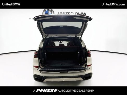 Used 2024 BMW X5 M60i AWD/4WD image 21