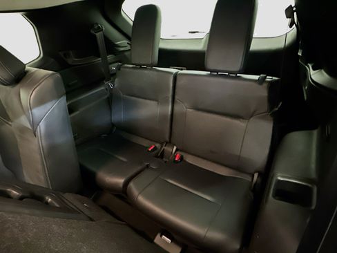 Used 2024 Mitsubishi Outlander SE image 29