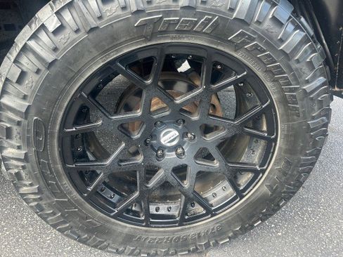 Used 2019 Ford F150 Raptor w/ Equipment Group 802A Luxury image 10