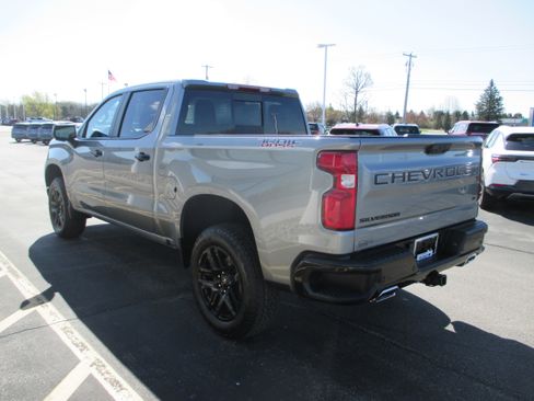 Used 2025 Chevrolet Silverado 1500 LT Trail Boss w/ Convenience Package II image 5