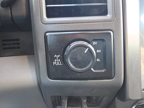 Used 2019 Ford F250 XL w/ Power Equipment Group AWD/4WD image 33