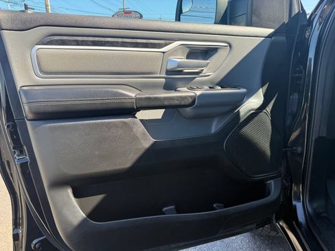 Used 2020 RAM 1500 Big Horn AWD/4WD image 9
