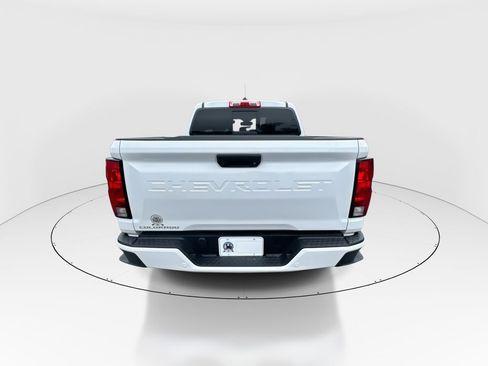 New 2025 Chevrolet Colorado LT RWD image 7