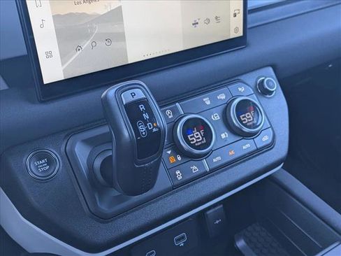 Certified 2023 Land Rover Defender 130 SE AWD/4WD image 12
