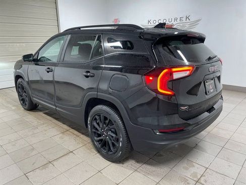 Used 2023 GMC Terrain SLE w/ GMC Pro Grade Package image 4