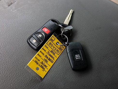Used 2016 Nissan NV 3500 SL RWD image 66