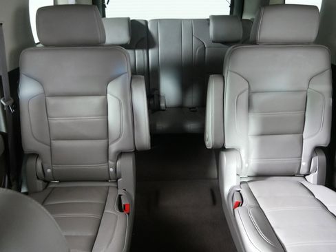 Used 2019 GMC Yukon Denali image 13