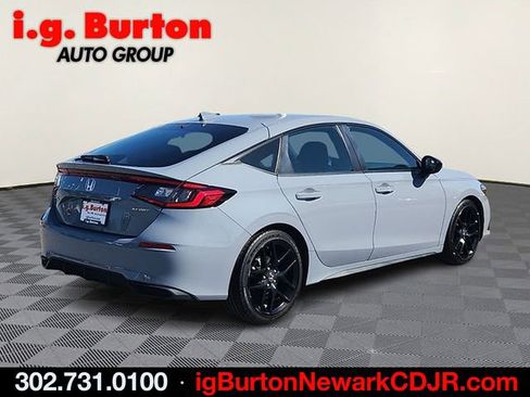 Used 2022 Honda Civic Sport image 6