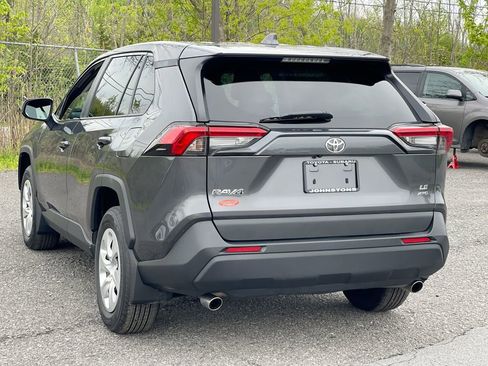 Certified 2023 Toyota RAV4 LE AWD/4WD image 14
